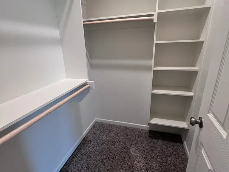 2716 Ginger Ct — Photo 35