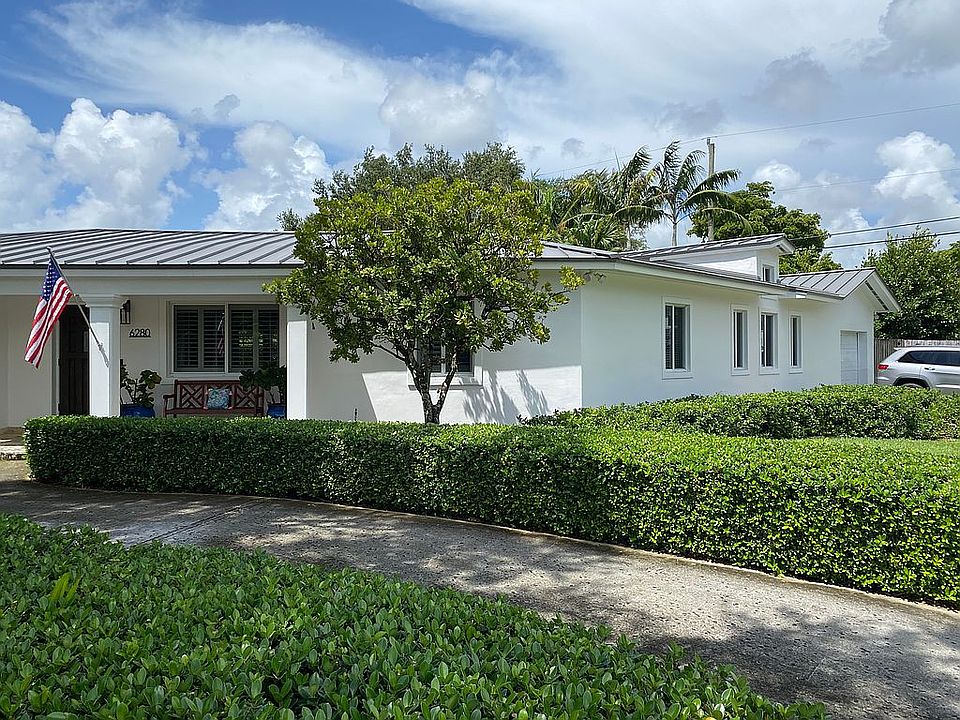 2nd image of 6280 SW 82nd St