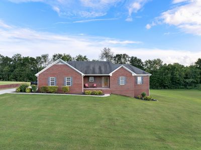 77 Malibu Ln, Killen, AL, 35645