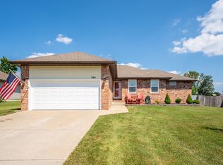 584 S Stoney Path, Nixa, MO 65714