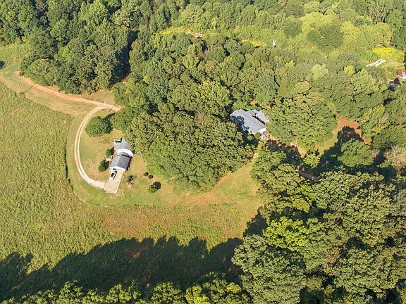 5th image of 1314 Lebanon Church Rd