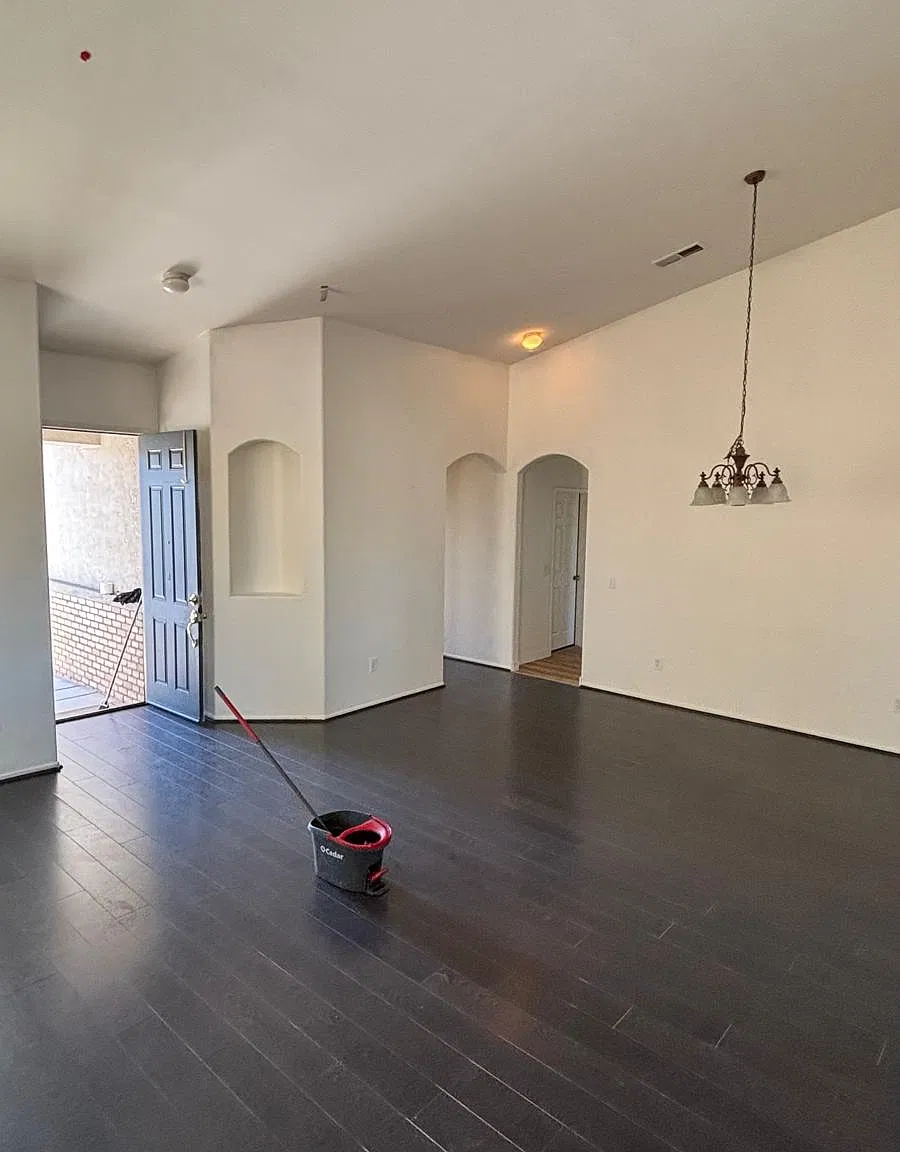 4 bed, 2064 sqft, $2,650 — Photo 2
