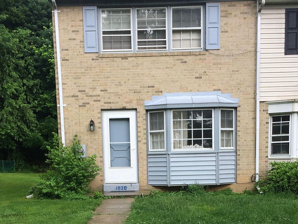 1st image of 1920 Abbey Ln
