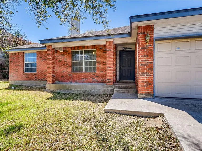 1804 Whirlwind Trl — Photo 3