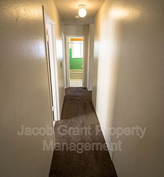 251 Garden St — Photo 9