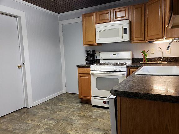 4th image of 1189 E Lake Dr