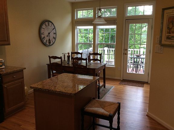 4th image of 11029 Doxberry Cir #12