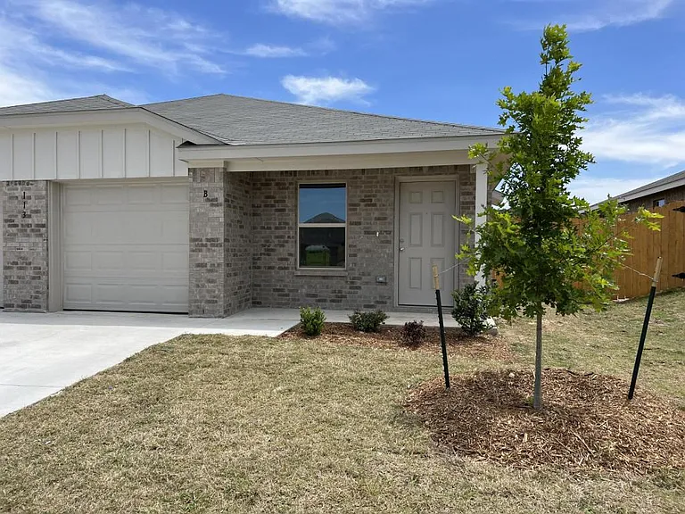 113 Wind Ridge Dr #B — Photo 3