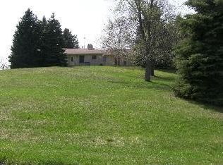 9747 Queens Dr, Manchester, MI