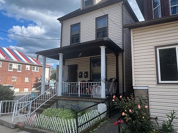 3rd image of 102-104 Main St