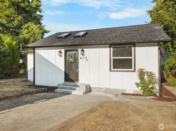 415 1/2 2nd Street NW, Puyallup, WA 98371
