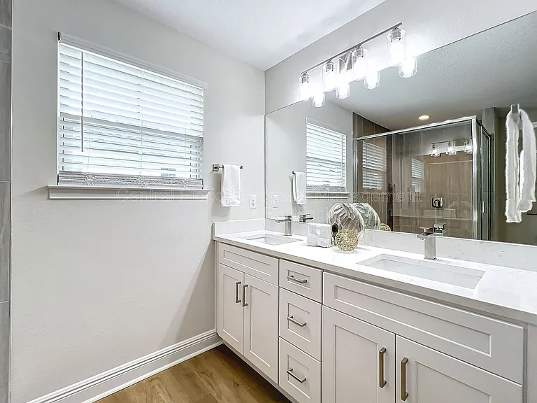 2250 S Bumby Ave #200 — Photo 35