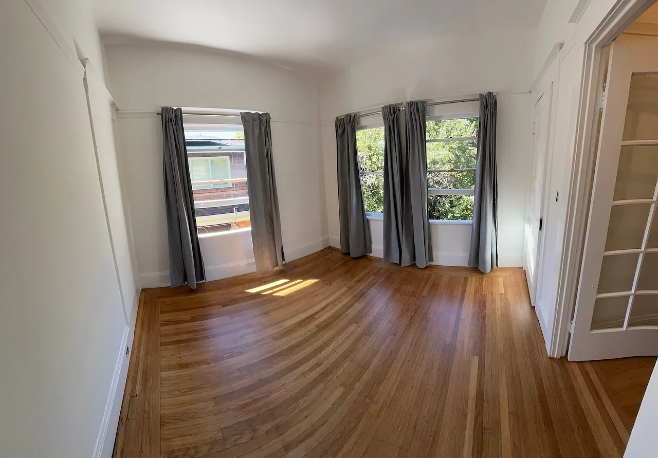 4 bed, 1.5 bath, 2117 sqft, $2,100 — Photo 2
