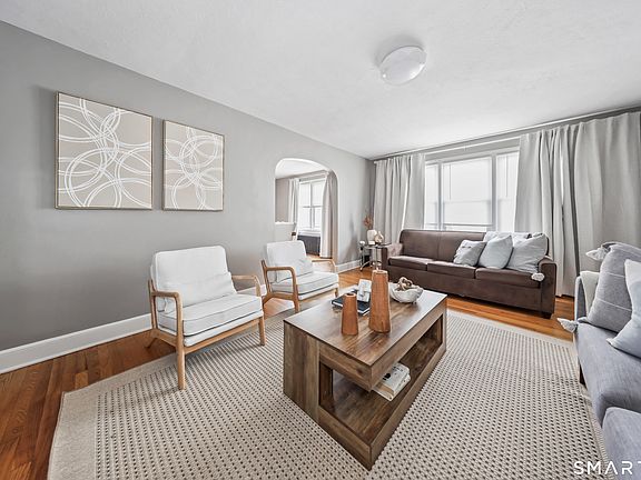 4th image of 1103-1105 Capitol Avenue