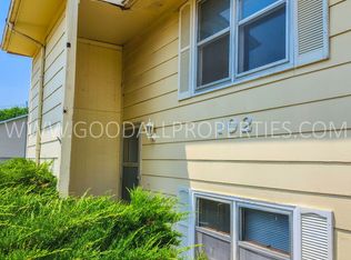102 E Kenyon Ave, Des Moines, IA 50315