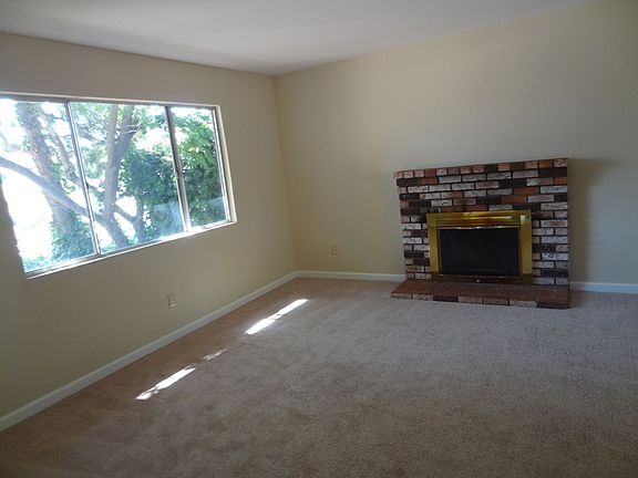 2nd image of 3505 Dana Dr