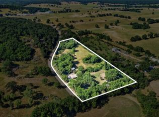 10365 N Opal Stevens Rd, Prairie Grove, AR 72753