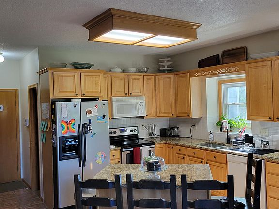 4th image of 11827 W Carr Ct