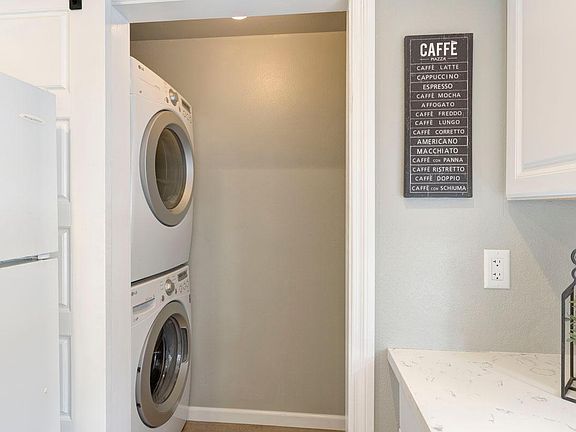 In-Unit Washer and Dryer