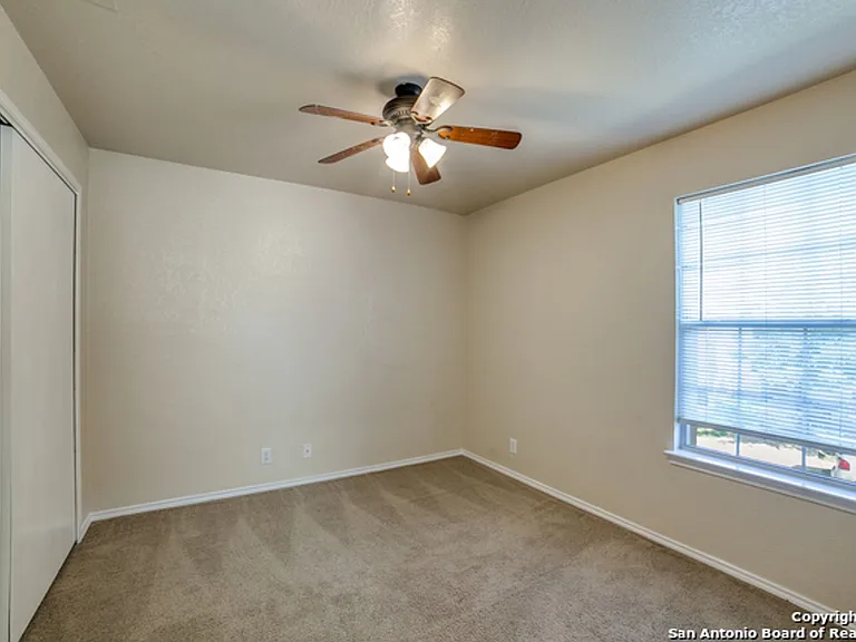 26 Moondance Hl — Photo 10