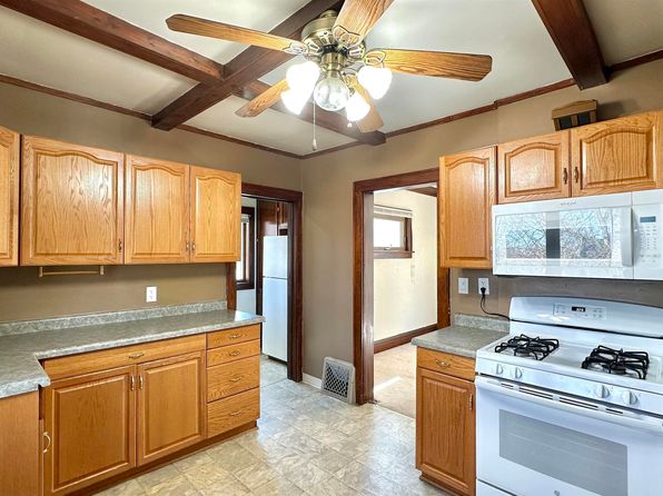 2856 Wicklow St, Duluth, MN 55806