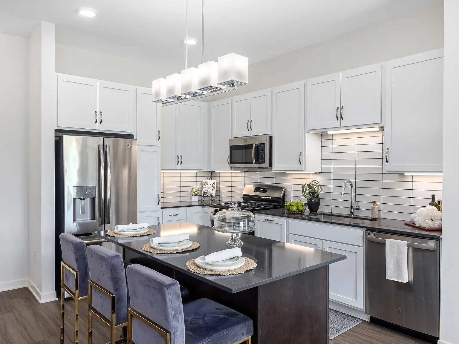 Avidor Omaha - 55+ Active Adult Apartment Homes — Photo 4