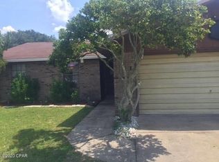 706 J J Dr, Panama City, FL 32404