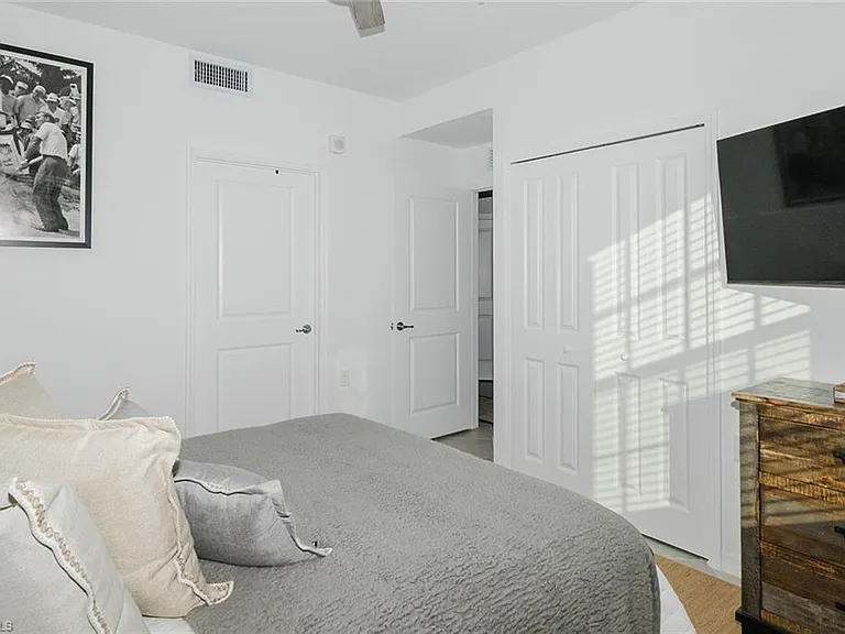 15835 Green Acres Ave #3311 — Photo 25