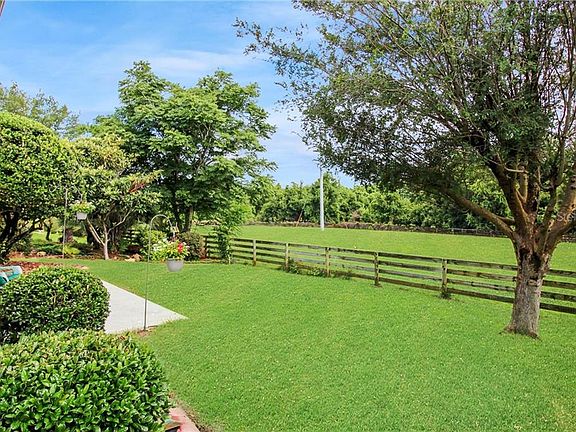 5th image of 33230 Grand Cypress Way