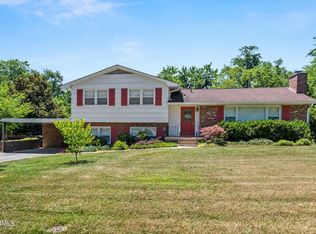 209 Portsmouth Rd, Knoxville, TN 37909