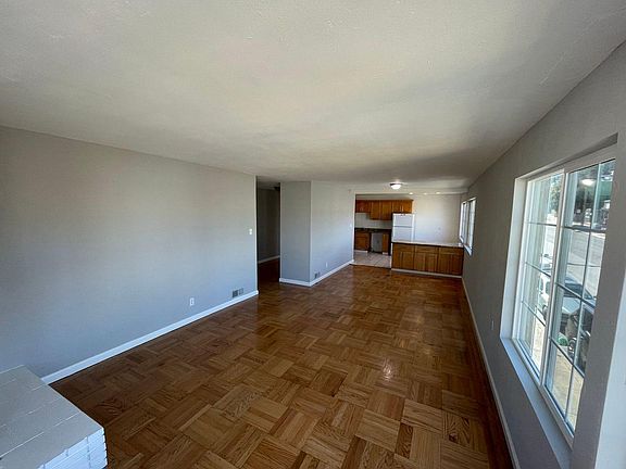 4th image of 691 Morse St