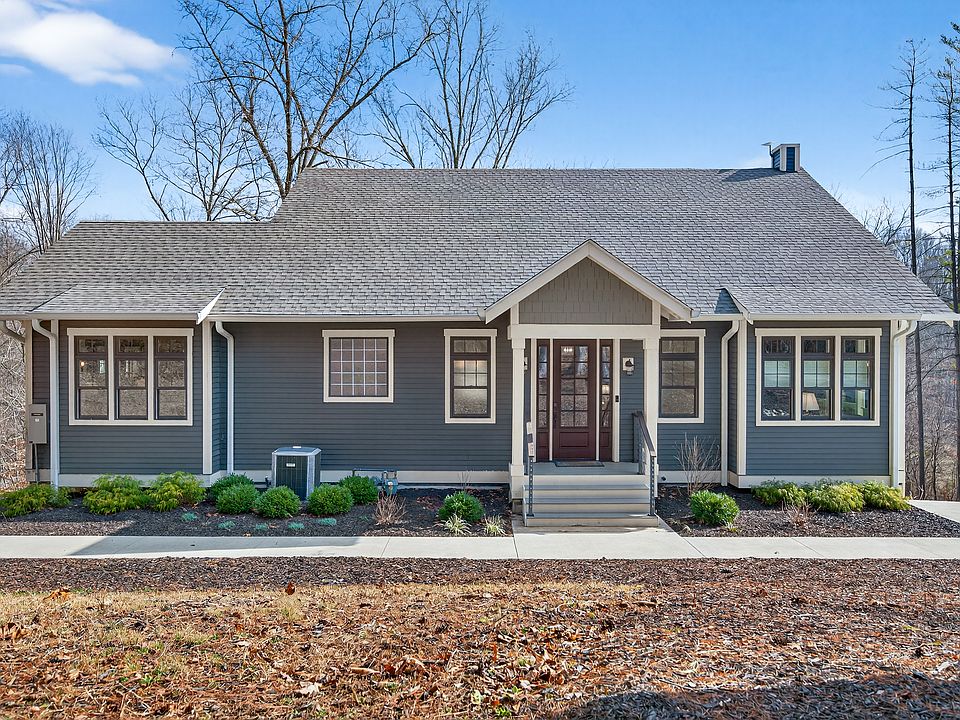 1st image of 6589 Nicole Dr