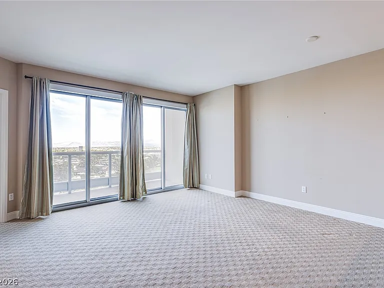 322 Karen Ave #1405 — Photo 13