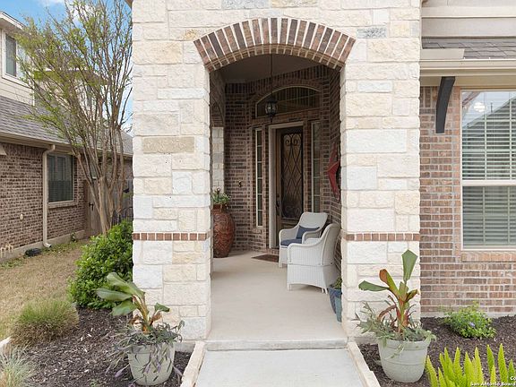 5th image of 204 Woods of Boerne