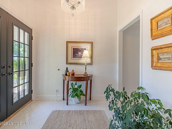 5th image of 6903 Timber Bluff Ct
