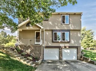122 Briarwood Ln, Cranberry Township, PA 16066