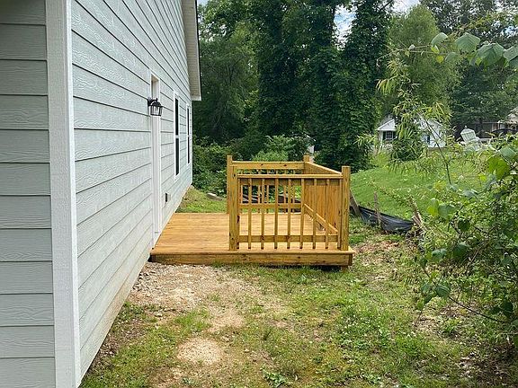 4th image of 1616 Garfield Ave