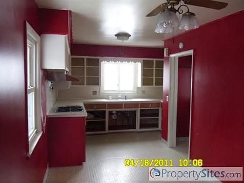 5th image of 764 26th St SW