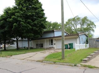 714 7th St NE, Independence, IA 50644