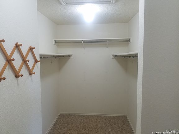 4th image of 261 SAMANTHA DR