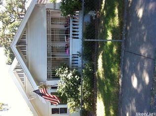 1320 E Flora St, Stockton, CA