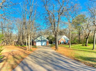 6504 Ridgecrest Dr, Edmond, OK 73034