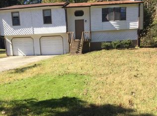 2452 Meadows End, Duluth, GA 30097