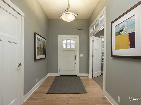 5th image of 4146 E Gables Ct NE #4