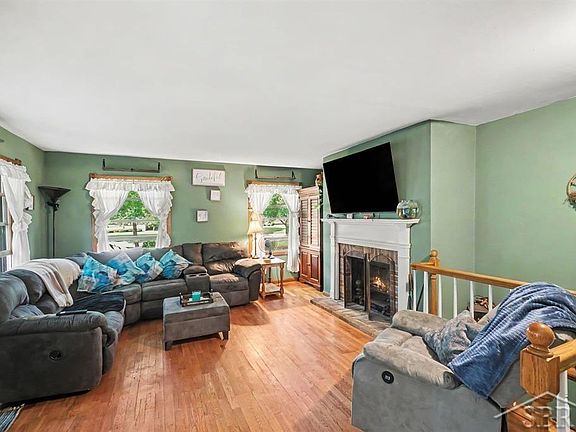 5th image of 1610 E Ashman St