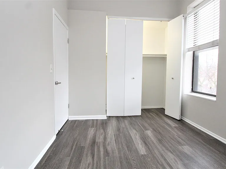 807 W Willow St #2D — Photo 12