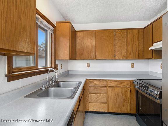 5th image of 235 Cottonwood Dr #81652