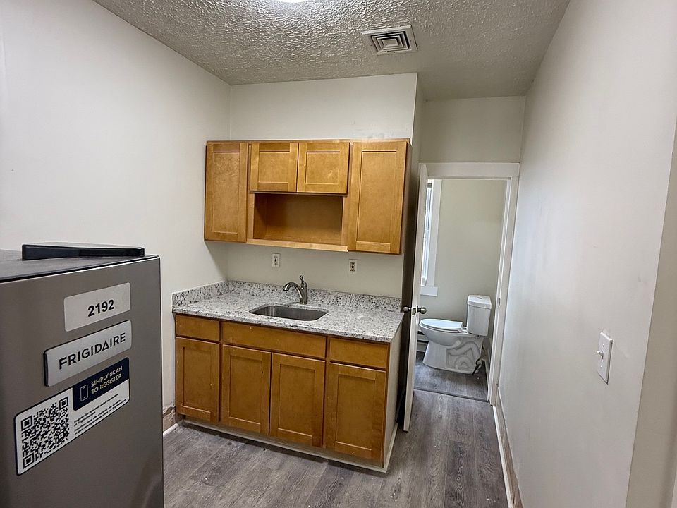New Kitchen With Granite Top