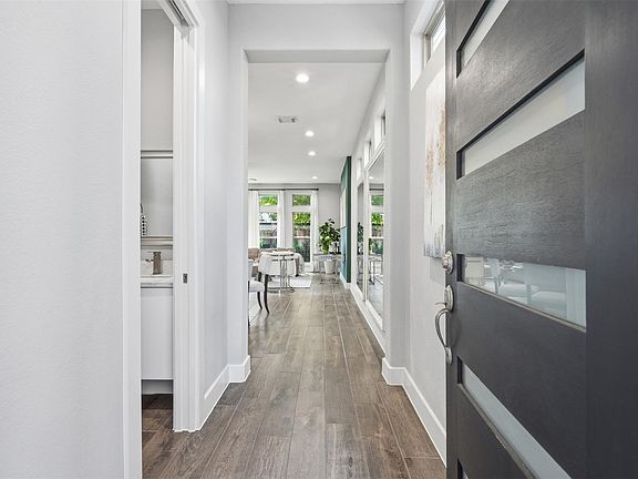 4th image of 4704 Hershe St