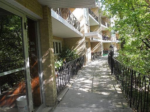 1st image of 8612 W 95th Pl APT 304
